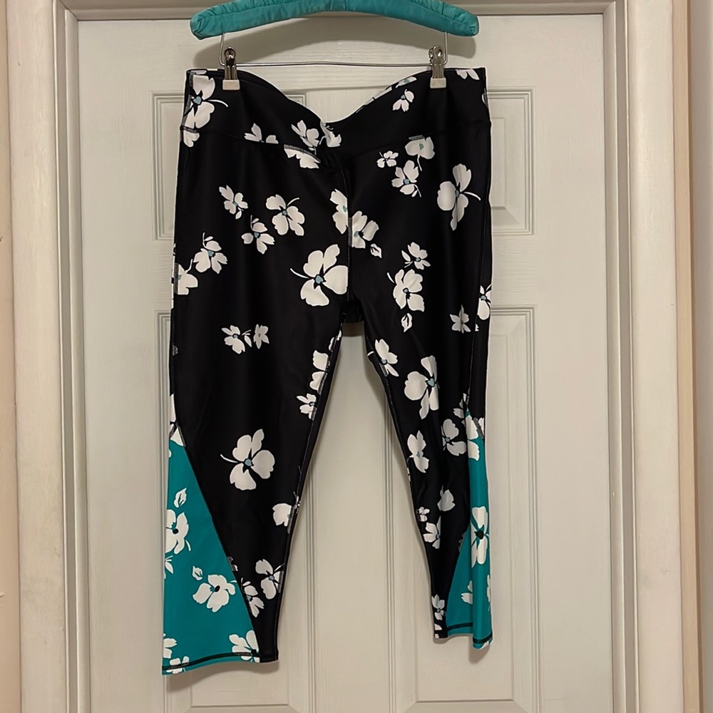 Fabletics leggings NWT